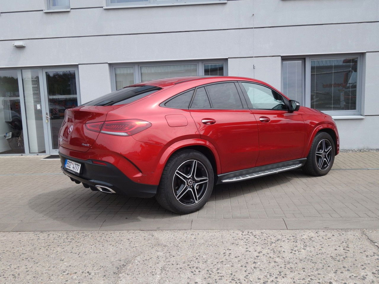 Mercedes-Benz GLE-klasse 400 d 4Matic Coupe Pano - PKW: das Bild 5 Mercedes-Benz GLE-klasse 400 d 4Matic Coupe Pano - PKW: das Bild 5