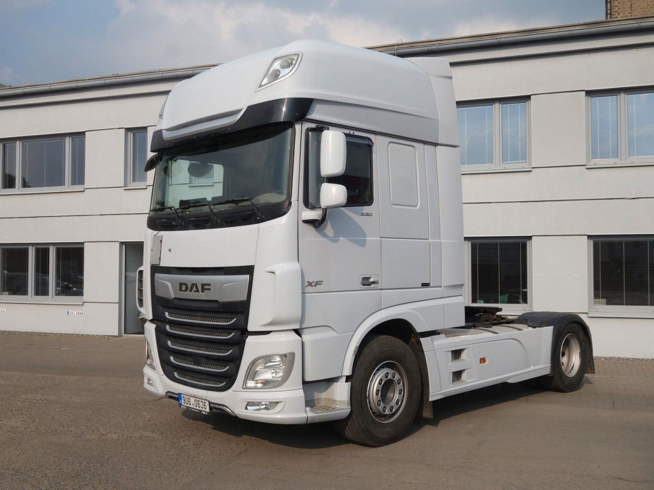 DAF XF 530 SSC Standard, Hydraulik - Sattelzugmaschine: das Bild 1 DAF XF 530 SSC Standard, Hydraulik - Sattelzugmaschine: das Bild 1