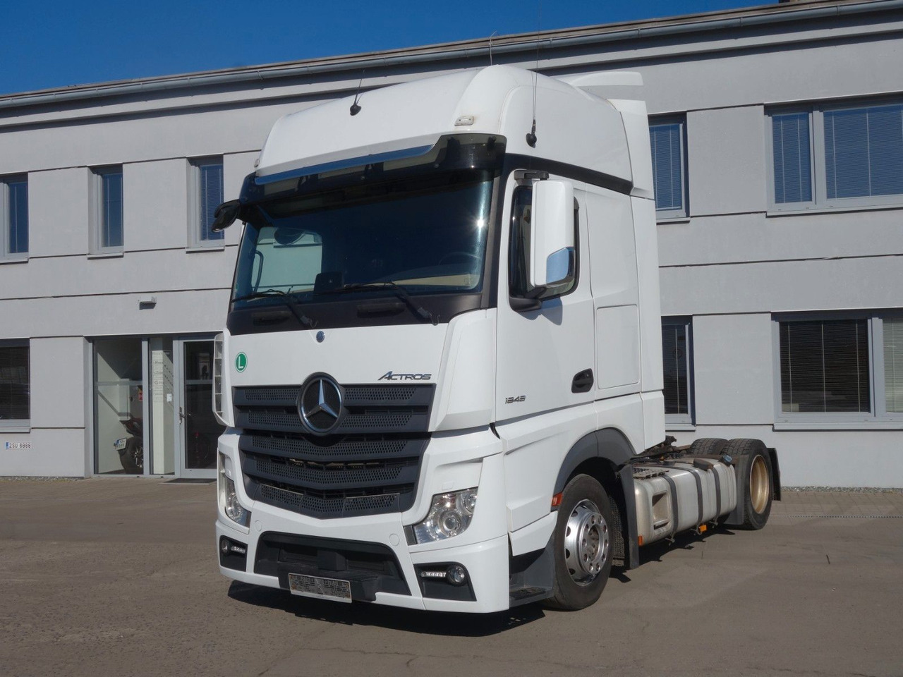 Mercedes-Benz Actros 1848 LSNRL Giga Space, Xenon, Navi - Sattelzugmaschine: das Bild 1 Mercedes-Benz Actros 1848 LSNRL Giga Space, Xenon, Navi - Sattelzugmaschine: das Bild 1