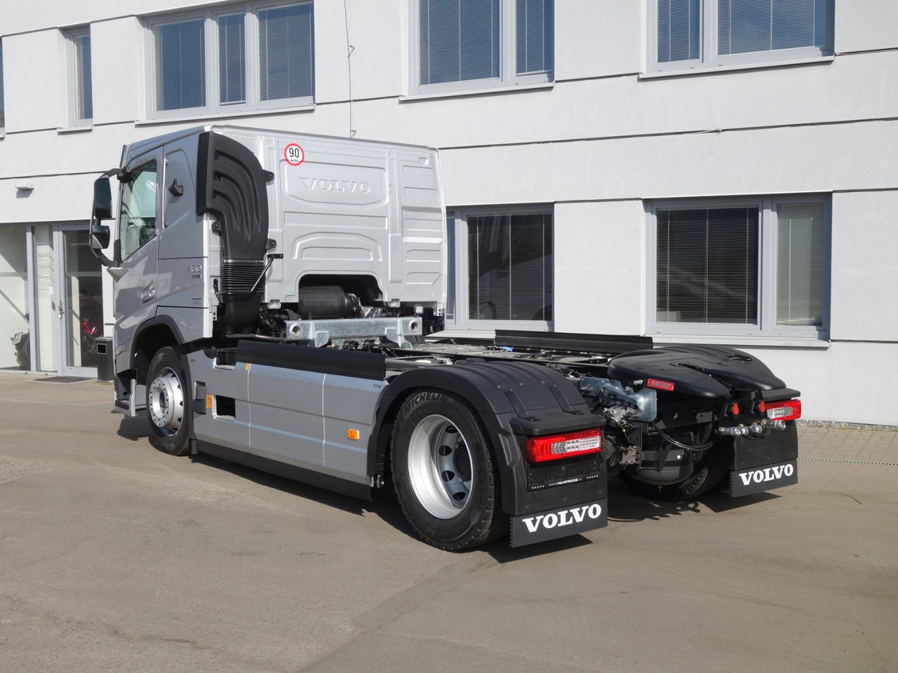 Volvo FM 13, 460 PS, Retarder , fur Euro Lohr Volvo FM 13, 460 PS, Retarder , fur Euro Lohr - Sattelzugmaschine: das Bild 3 Volvo FM 13, 460 PS, Retarder , fur Euro Lohr Volvo FM 13, 460 PS, Retarder , fur Euro Lohr - Sattelzugmaschine: das Bild 3