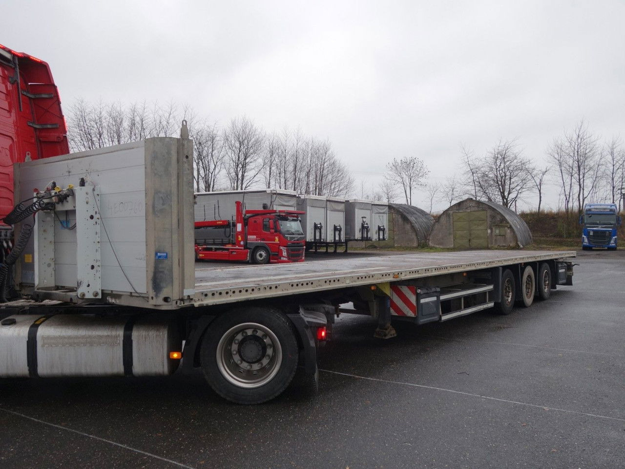 Schmitz Cargobull SPL 24/L Lowdeck SPL 24/L Lowdeck - Pritschenauflieger/ Plattformauflieger: das Bild 3 Schmitz Cargobull SPL 24/L Lowdeck SPL 24/L Lowdeck - Pritschenauflieger/ Plattformauflieger: das Bild 3