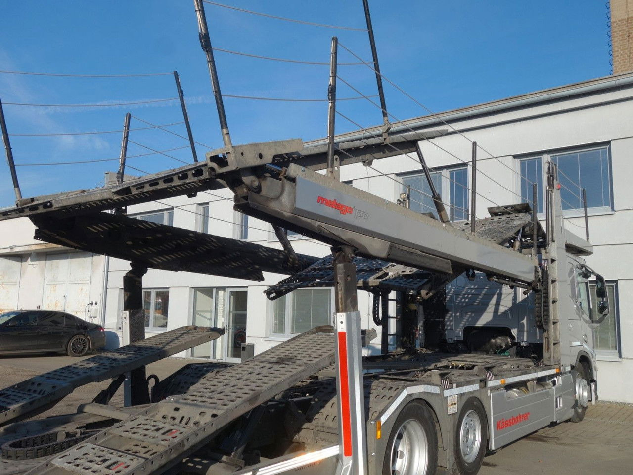 Autotransporter LKW Volvo FM 460 6x2 Kassbohrer Metago / Intago tt, VDI: das Bild 12