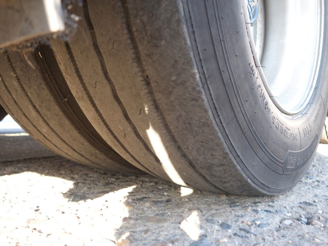 Autotransporter LKW Volvo FM 460 6x2 Kassbohrer Metago / Intago tt, VDI: das Bild 10