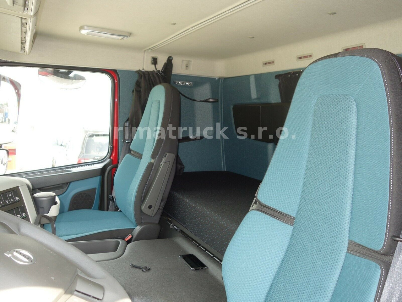 Autotransporter LKW Volvo FM 460 6x2 Kassbohrer Metago/Supertrans Volvo FM 460 6x2 Kassbohrer Metago/Supertrans: das Bild 12