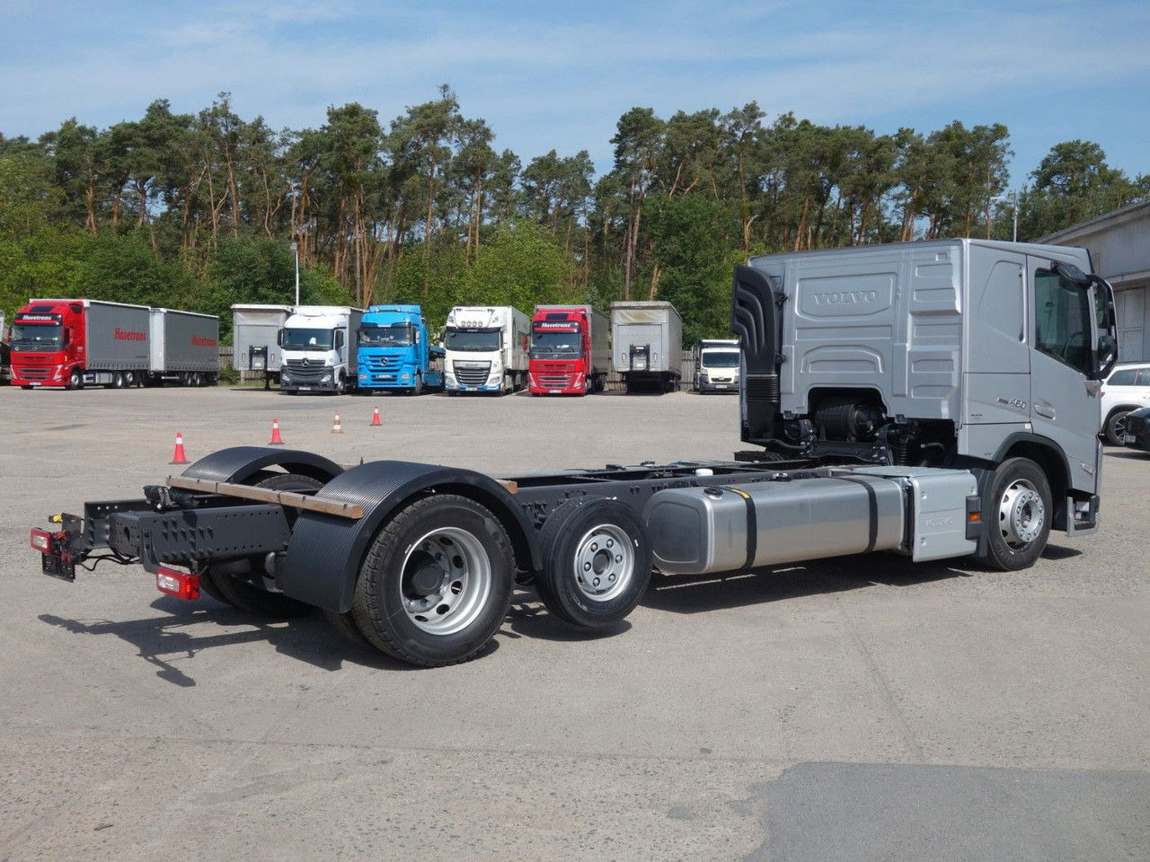 Volvo FM 460 FM13 6x2 Neue RTO , Kassbohrer, Rolfo, Rimo - Fahrgestell LKW: das Bild 4 Volvo FM 460 FM13 6x2 Neue RTO , Kassbohrer, Rolfo, Rimo - Fahrgestell LKW: das Bild 4