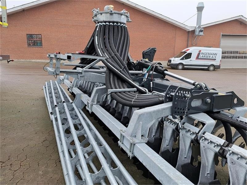 Volmer T-Rubber TRG W601 - Gülleinjektor: das Bild 1 Volmer T-Rubber TRG W601 - Gülleinjektor: das Bild 1