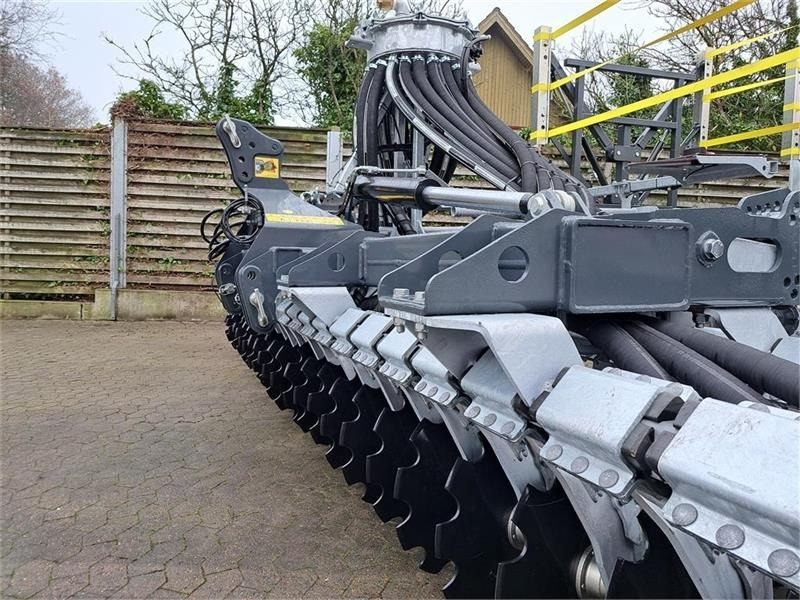 Volmer T-Rubber TRG W601 - Gülleinjektor: das Bild 2 Volmer T-Rubber TRG W601 - Gülleinjektor: das Bild 2