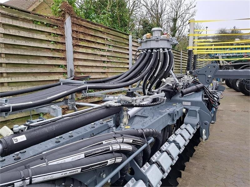 Volmer TRG W8000 - Gülleinjektor: das Bild 4 Volmer TRG W8000 - Gülleinjektor: das Bild 4