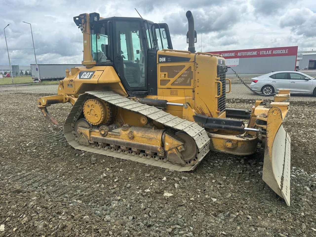 CAT D6NXL - Bulldozer: das Bild 2 CAT D6NXL - Bulldozer: das Bild 2