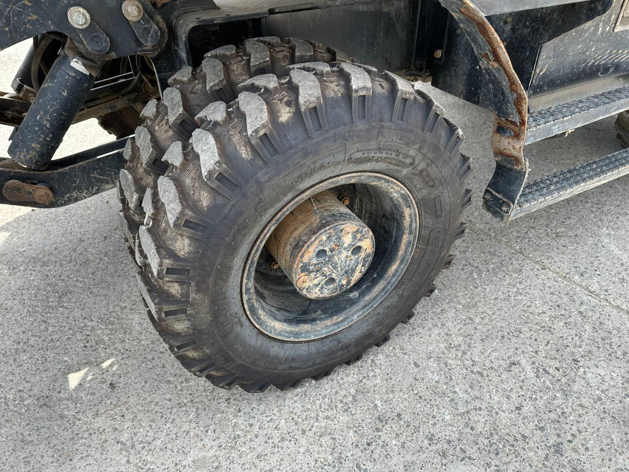 Mobilbagger CAT M318F: das Bild 26 Mobilbagger CAT M318F: das Bild 26