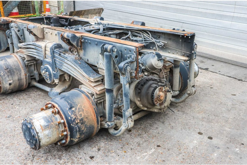 MAN TANDEM TGS 28/21 IP=3.0 ZWAAR - Hinterachse für LKW: das Bild 2 MAN TANDEM TGS 28/21 IP=3.0 ZWAAR - Hinterachse für LKW: das Bild 2