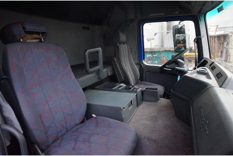 Mercedes-Benz ACTROS F04 MP1 94289915481213 - Fahrerhaus und Interieur für LKW: das Bild 5 Mercedes-Benz ACTROS F04 MP1 94289915481213 - Fahrerhaus und Interieur für LKW: das Bild 5