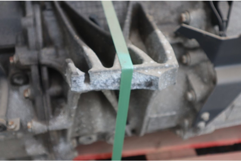 Mercedes-Benz G211-12KL MP4 + VOITH OM471715 352 01 773430 - Getriebe für LKW: das Bild 5 Mercedes-Benz G211-12KL MP4 + VOITH OM471715 352 01 773430 - Getriebe für LKW: das Bild 5