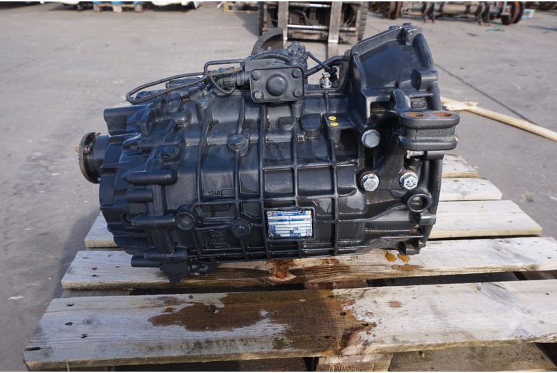 ZF 6S800OD TGL 81.32004-6180 - Getriebe für LKW: das Bild 3 ZF 6S800OD TGL 81.32004-6180 - Getriebe für LKW: das Bild 3