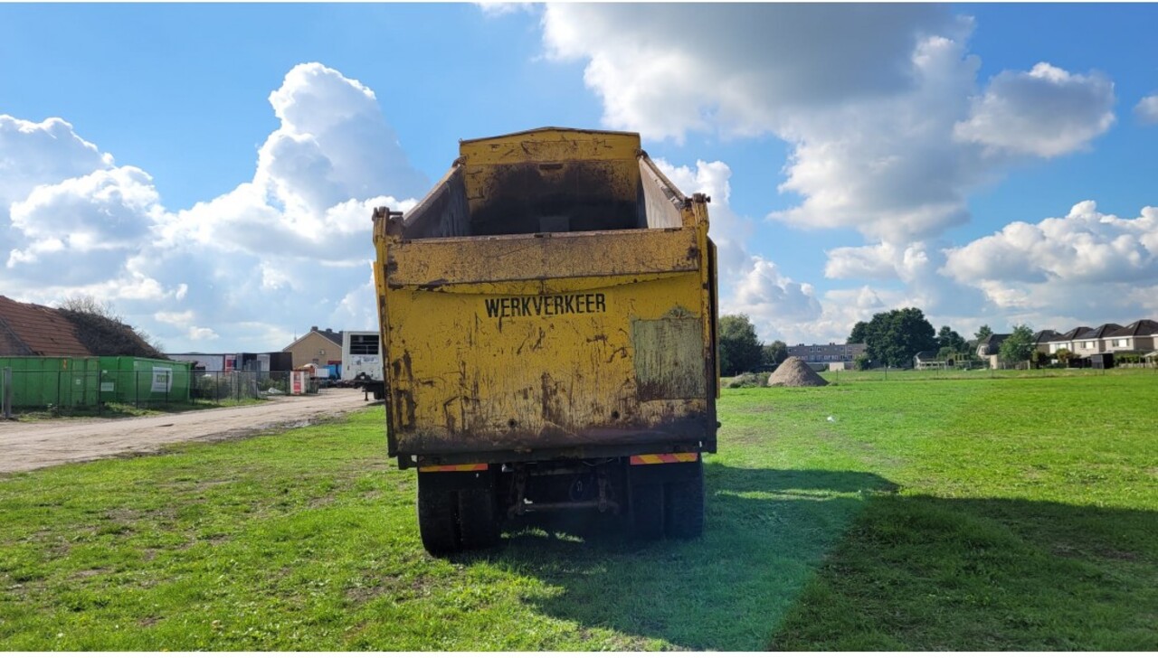 MAN 41.364 EURO 2 8X4 TIPPER SPRING/SPRING MANUAL GEARBOX - Kipper: das Bild 5 MAN 41.364 EURO 2 8X4 TIPPER SPRING/SPRING MANUAL GEARBOX - Kipper: das Bild 5