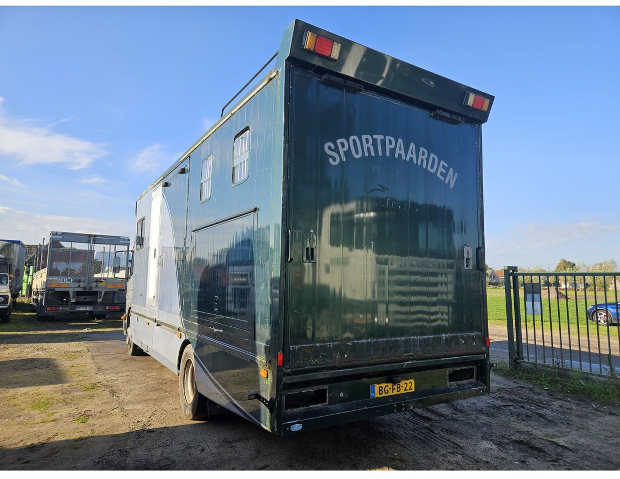 Mercedes Atego 1217 L 4x2 Horse transport Dutch Truck - Pferdetransporter: das Bild 3 Mercedes Atego 1217 L 4x2 Horse transport Dutch Truck - Pferdetransporter: das Bild 3