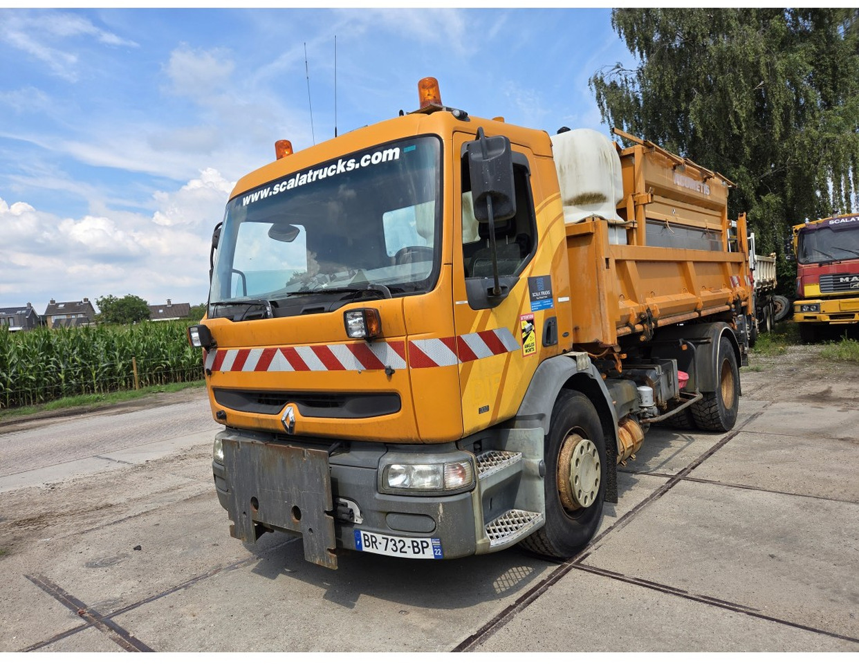 Renault Premium 300 4x2 Tipper Gritter Manual Gearbox Mechanical pump Pomp - Kipper: das Bild 1 Renault Premium 300 4x2 Tipper Gritter Manual Gearbox Mechanical pump Pomp - Kipper: das Bild 1