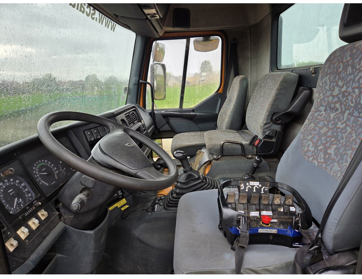 Pritsche LKW, Autokran Renault Premium 300 MECHANICAL PUMP OPEN BOX COMPRESSOR CRANE EFFER 140/2S: das Bild 11 Pritsche LKW, Autokran Renault Premium 300 MECHANICAL PUMP OPEN BOX COMPRESSOR CRANE EFFER 140/2S: das Bild 11