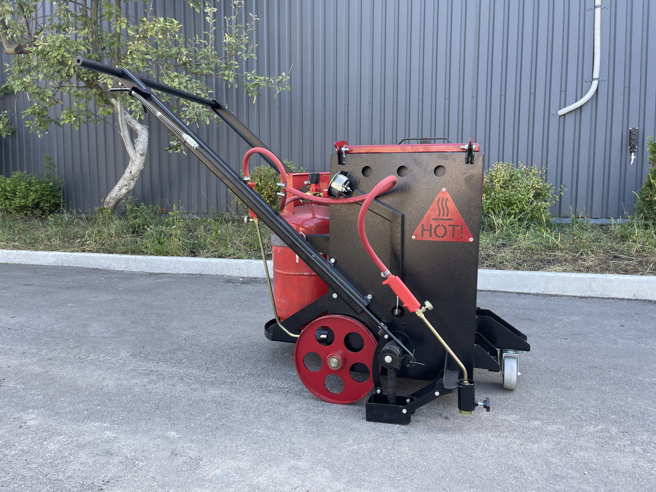 TICAB Mini Crack Sealing Machine , Hand Push Crack Fill Machine, Manufacturer, - Bitumenspritzmaschine: das Bild 3 TICAB Mini Crack Sealing Machine , Hand Push Crack Fill Machine, Manufacturer, - Bitumenspritzmaschine: das Bild 3