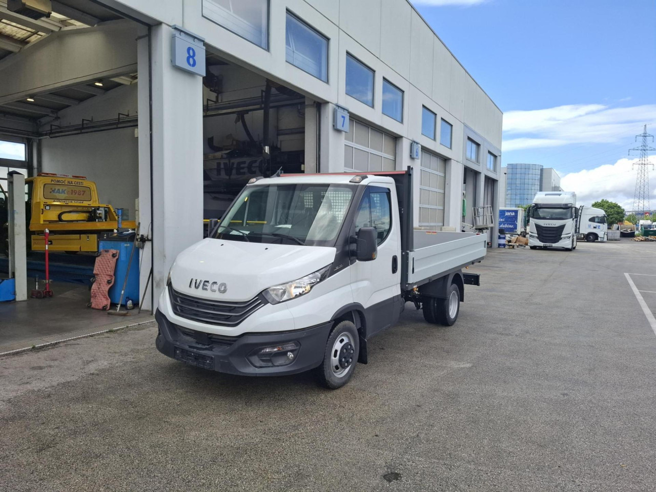 IVECO Daily 35C14 - Kastenwagen: das Bild 1 IVECO Daily 35C14 - Kastenwagen: das Bild 1
