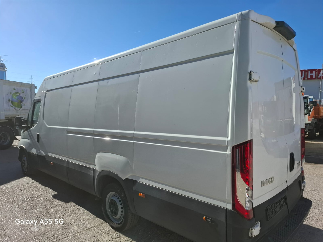 IVECO Daily 35S16V A8 - Personentransporter: das Bild 3 IVECO Daily 35S16V A8 - Personentransporter: das Bild 3