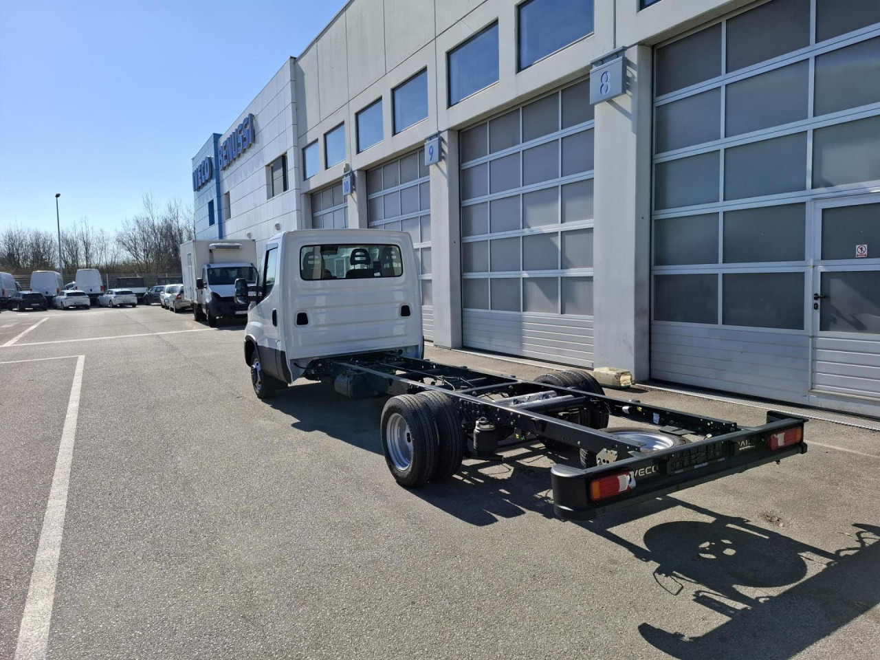 IVECO Daily 50C18H/P - Fahrgestell LKW: das Bild 4 IVECO Daily 50C18H/P - Fahrgestell LKW: das Bild 4