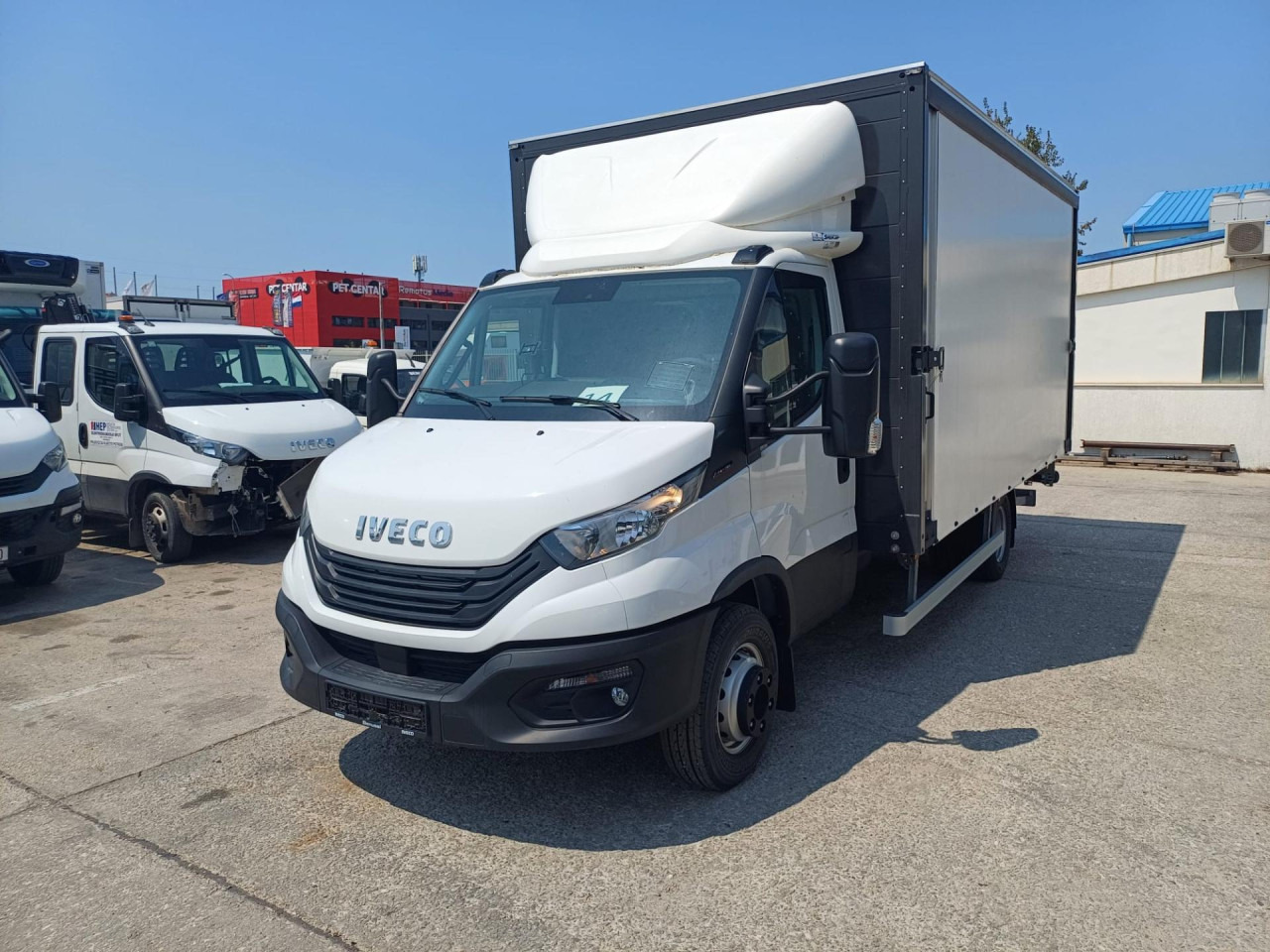 IVECO Daily 70C18H - Planen Transporter: das Bild 1 IVECO Daily 70C18H - Planen Transporter: das Bild 1