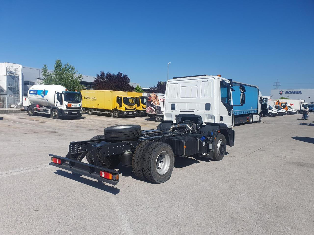 IVECO Eurocargo ML140E25/P - Fahrgestell LKW: das Bild 4 IVECO Eurocargo ML140E25/P - Fahrgestell LKW: das Bild 4