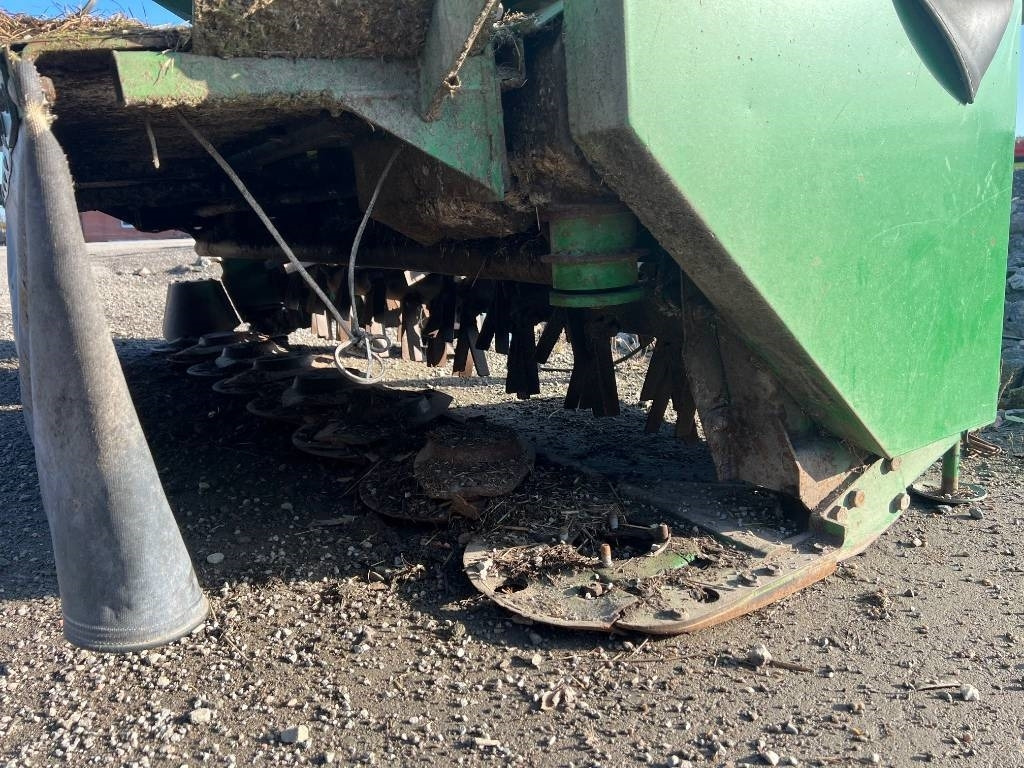 John Deere 131 Frontslåtter - Mähwerk: das Bild 5 John Deere 131 Frontslåtter - Mähwerk: das Bild 5