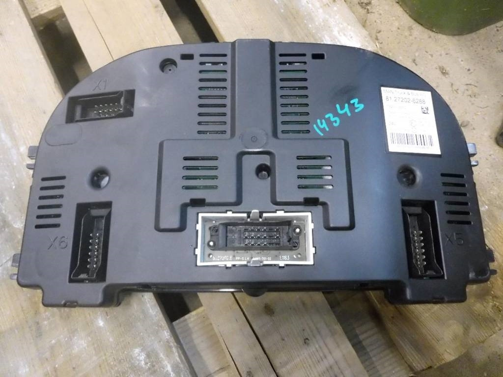 MAN TGS mätarhus, 81272026288 - Elektrische Ausrüstung für LKW: das Bild 2 MAN TGS mätarhus, 81272026288 - Elektrische Ausrüstung für LKW: das Bild 2