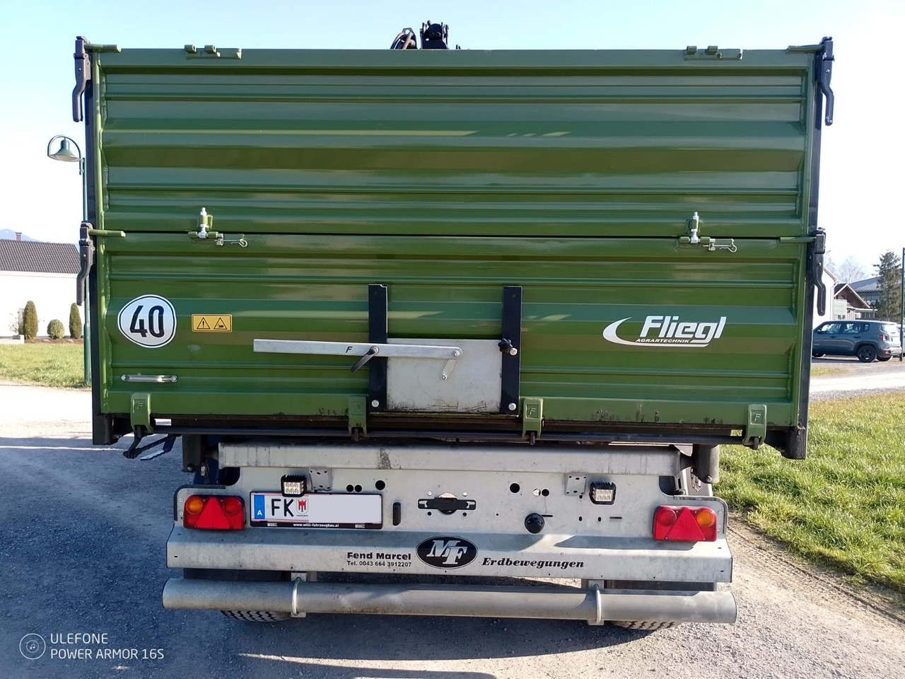 Fliegl TDK160, Agraranhänger, Fassi F110, EU Papiere - Kipper Anhänger: das Bild 5 Fliegl TDK160, Agraranhänger, Fassi F110, EU Papiere - Kipper Anhänger: das Bild 5