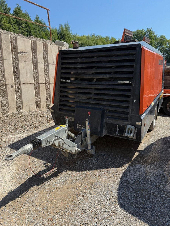 Kaeser M250 Kompressor, Anhänger trailer, 14bar - Luftkompressor: das Bild 1 Kaeser M250 Kompressor, Anhänger trailer, 14bar - Luftkompressor: das Bild 1