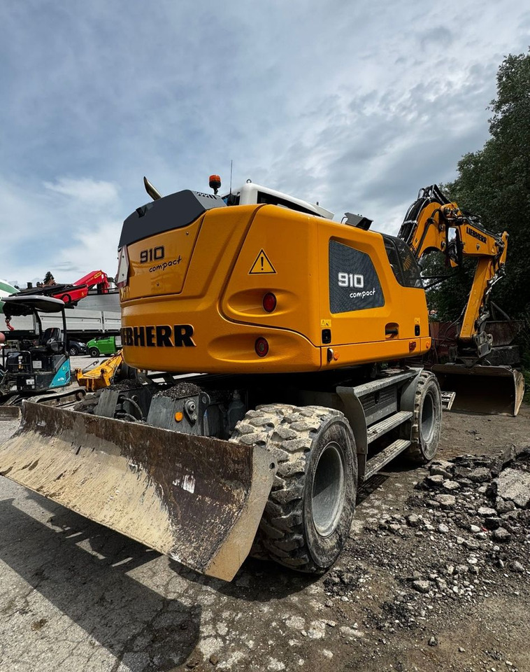 Liebherr A910 Compact Litronic,3 Schaufeln,Schnellwechsle - Mobilbagger: das Bild 4 Liebherr A910 Compact Litronic,3 Schaufeln,Schnellwechsle - Mobilbagger: das Bild 4