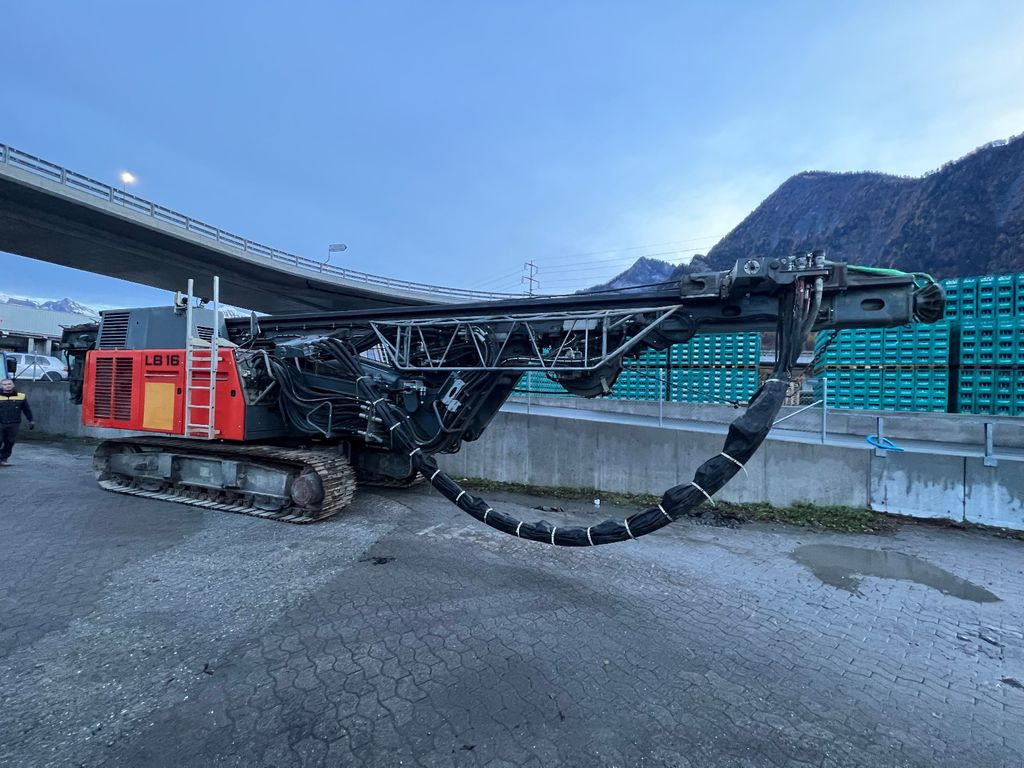Liebherr LB16, Bohrgeraet, DRILLING RIG, SWISS, 11840h - Bohrgerät: das Bild 3 Liebherr LB16, Bohrgeraet, DRILLING RIG, SWISS, 11840h - Bohrgerät: das Bild 3