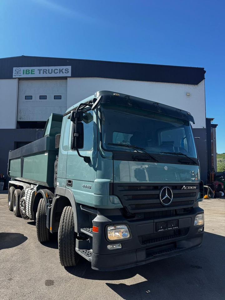 Mercedes-Benz Actros 4446 10x4, E5, MP2, EPS, Retarder - Kipper: das Bild 2 Mercedes-Benz Actros 4446 10x4, E5, MP2, EPS, Retarder - Kipper: das Bild 2