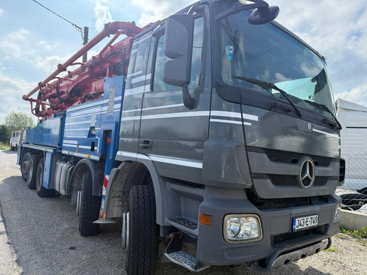 Mercedes-Benz Actros 4448 10x4, E5, MP-3, Putzmeister M46-5 - Betonpumpe: das Bild 2 Mercedes-Benz Actros 4448 10x4, E5, MP-3, Putzmeister M46-5 - Betonpumpe: das Bild 2
