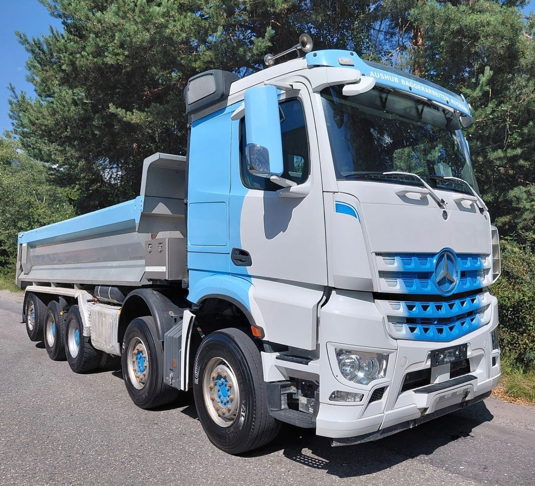 Mercedes-Benz Arocs 4451 10x4, E6, Swiss Kipper, Dumper - Kipper: das Bild 4 Mercedes-Benz Arocs 4451 10x4, E6, Swiss Kipper, Dumper - Kipper: das Bild 4