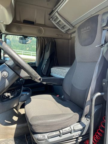 Sattelzugmaschine, Zustand - NEU DAF FT XF 460 4x2, E6, PTO, Standklima: das Bild 7 Sattelzugmaschine, Zustand - NEU DAF FT XF 460 4x2, E6, PTO, Standklima: das Bild 7