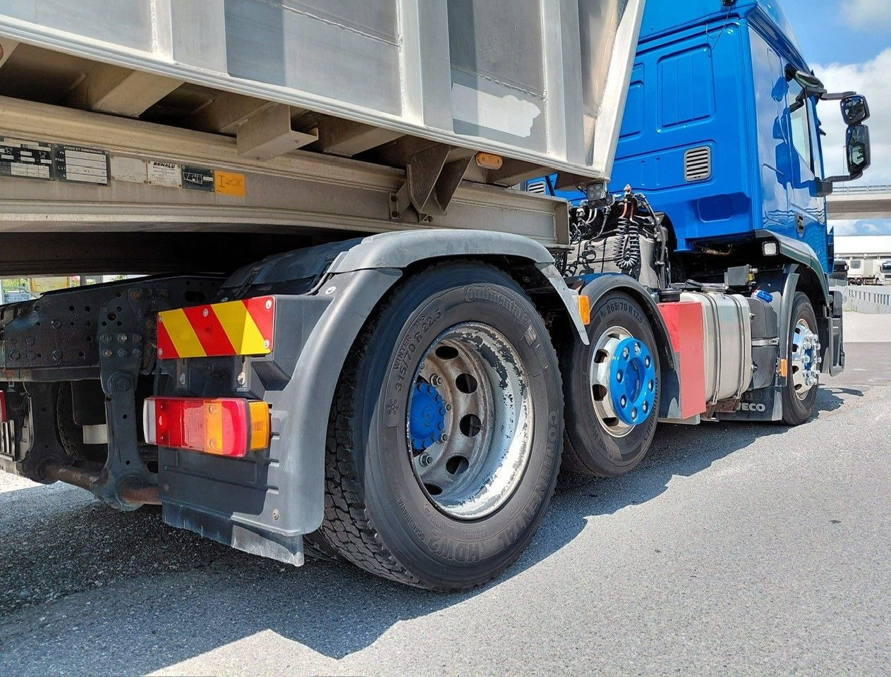 Iveco 440S48TX Stralis 6x2, E6, Kipphydraulik - Sattelzugmaschine: das Bild 5 Iveco 440S48TX Stralis 6x2, E6, Kipphydraulik - Sattelzugmaschine: das Bild 5