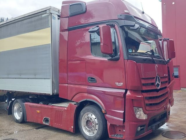 Mercedes-Benz Actros 1848 4x2, E6,Lowliner,verstellbare Sattel - Sattelzugmaschine: das Bild 1 Mercedes-Benz Actros 1848 4x2, E6,Lowliner,verstellbare Sattel - Sattelzugmaschine: das Bild 1