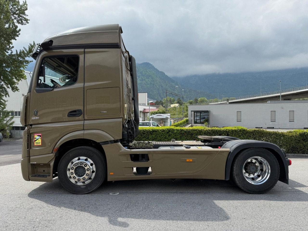 Mercedes-Benz Actros 1851 4x2, MP5, E6, Retarder, Kompressor - Sattelzugmaschine: das Bild 3 Mercedes-Benz Actros 1851 4x2, MP5, E6, Retarder, Kompressor - Sattelzugmaschine: das Bild 3
