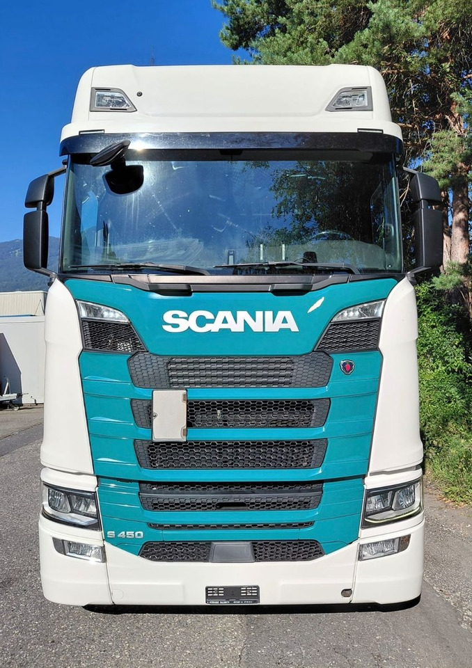 Scania S450 4x2, E6, Retarder, Hydraulik - Sattelzugmaschine: das Bild 2 Scania S450 4x2, E6, Retarder, Hydraulik - Sattelzugmaschine: das Bild 2