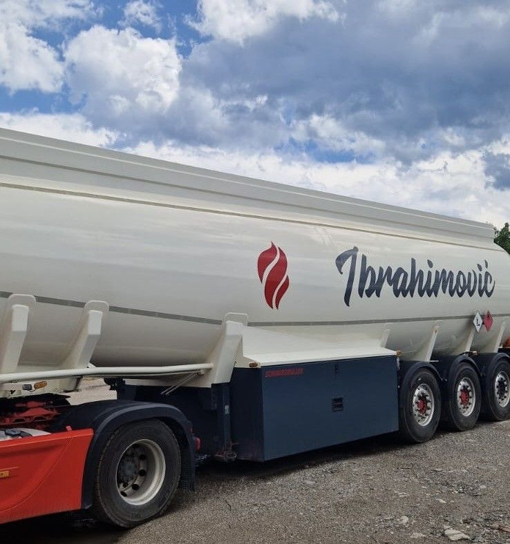 Schwarzmüller ADR, Diesel/Benzin Treibstoff, oben/unten, 3Kamm - Tankauflieger: das Bild 3 Schwarzmüller ADR, Diesel/Benzin Treibstoff, oben/unten, 3Kamm - Tankauflieger: das Bild 3