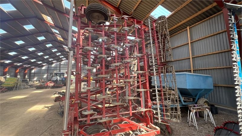 Kongskilde VM 3083-SS VM 3083 SS - Egge: das Bild 2 Kongskilde VM 3083-SS VM 3083 SS - Egge: das Bild 2