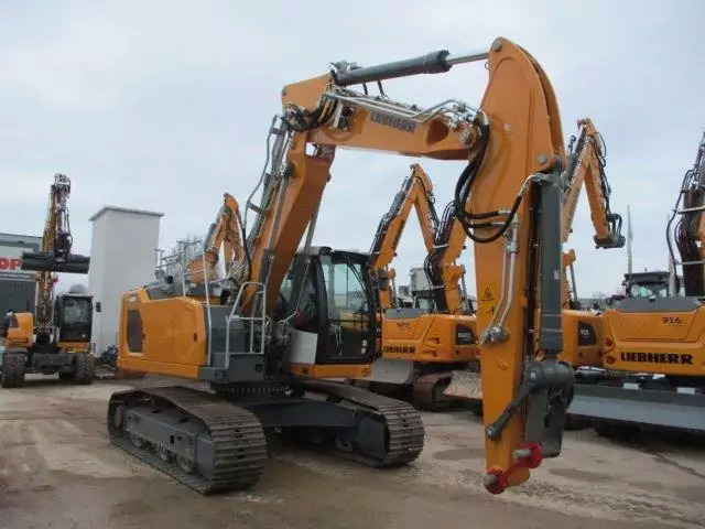 2023 Liebherr R 924 LC Litronic G8.0-D - Kettenbagger: das Bild 2 2023 Liebherr R 924 LC Litronic G8.0-D - Kettenbagger: das Bild 2