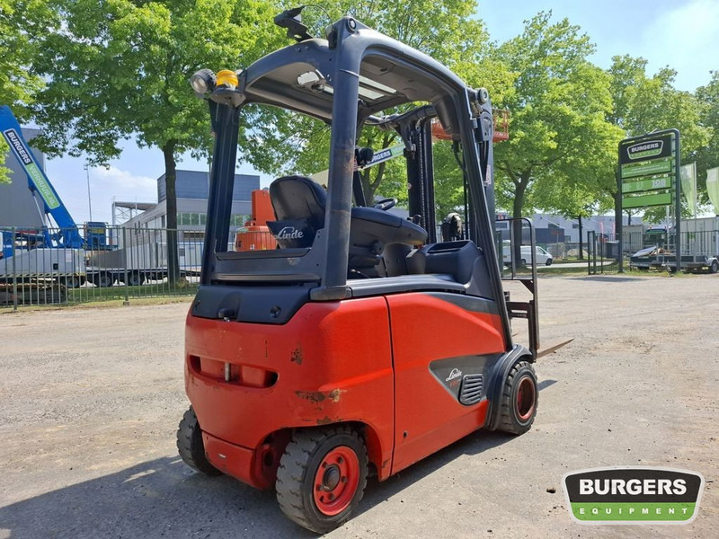 Linde E20PH - Elektrostapler: das Bild 3 Linde E20PH - Elektrostapler: das Bild 3