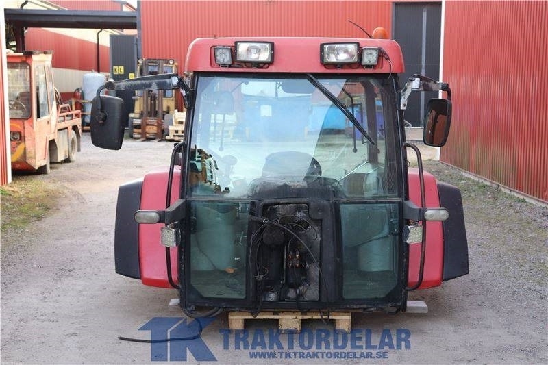 McCormick MTX 185 - Fahrerhaus für Landmaschine: das Bild 1 McCormick MTX 185 - Fahrerhaus für Landmaschine: das Bild 1
