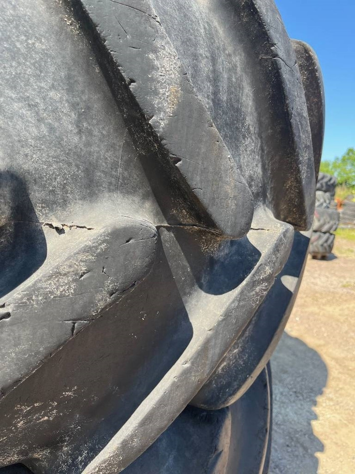 Michelin 650/65R38 520/65R28 till Case , MC Cormick - Reifen für Landmaschine: das Bild 3 Michelin 650/65R38 520/65R28 till Case , MC Cormick - Reifen für Landmaschine: das Bild 3