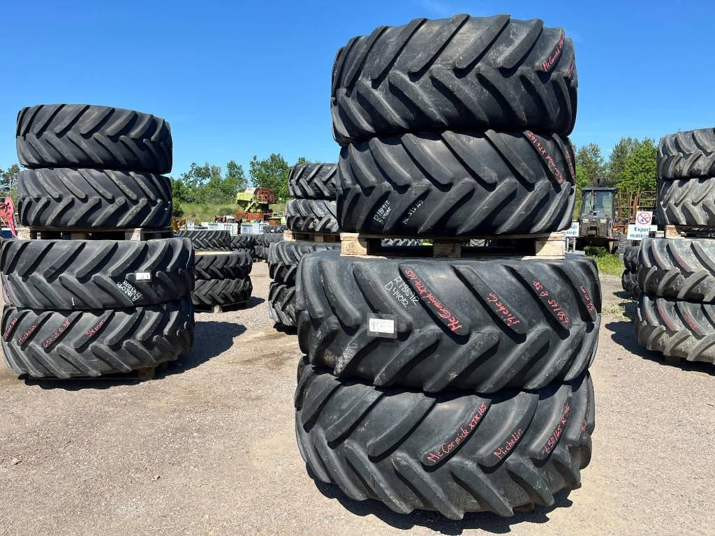 Michelin 650/65R38 520/65R28 till Case , MC Cormick - Reifen für Landmaschine: das Bild 1 Michelin 650/65R38 520/65R28 till Case , MC Cormick - Reifen für Landmaschine: das Bild 1