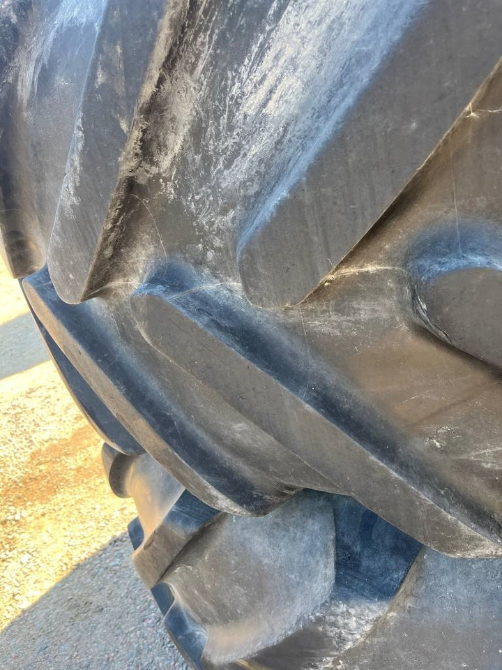 Michelin 650/65R38 540/65R28 till Fendt 716 - Reifen für Landmaschine: das Bild 3 Michelin 650/65R38 540/65R28 till Fendt 716 - Reifen für Landmaschine: das Bild 3